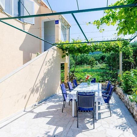 Apartment & Rooms Mazdin Banići 外观 照片